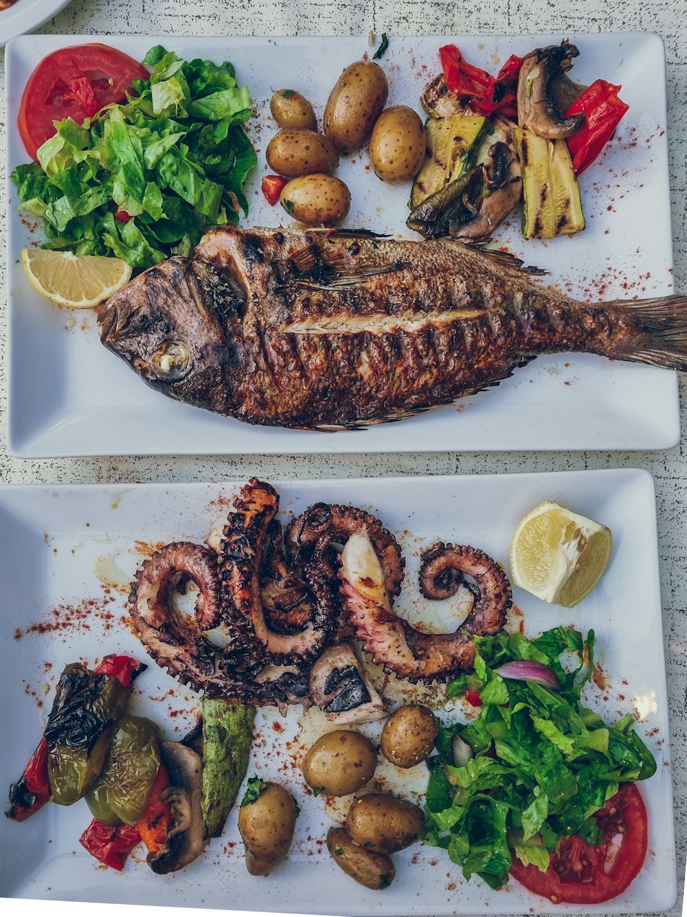 Grigliata di pesce e polpo con verdure